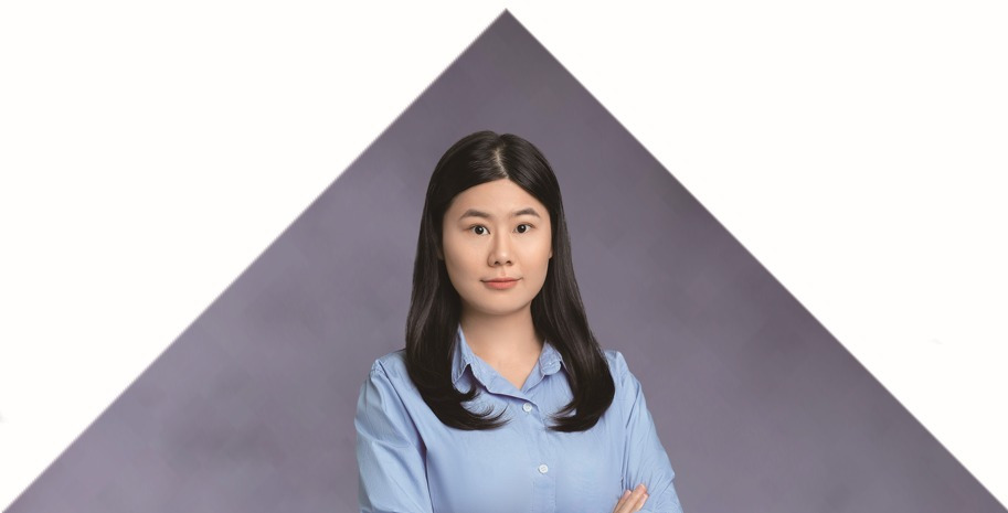 Ms. Lina — 教師