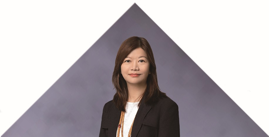 Ms. Karen — 校長